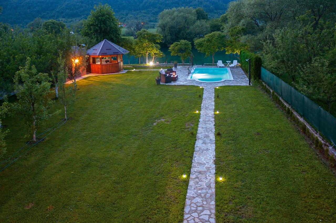 Villa Casa Dellˇ Amore à Bihać Extérieur photo